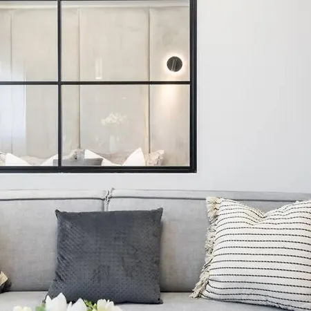 Spectacular Terrace Bright 2br Penthouse 아파트 부쿠레슈티