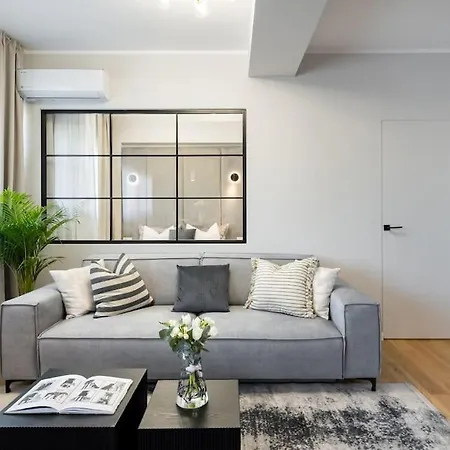 Spectacular Terrace Bright 2br Penthouse アパート *
