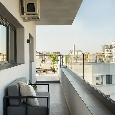 Апартаменты Spectacular Terrace Bright 2br Penthouse