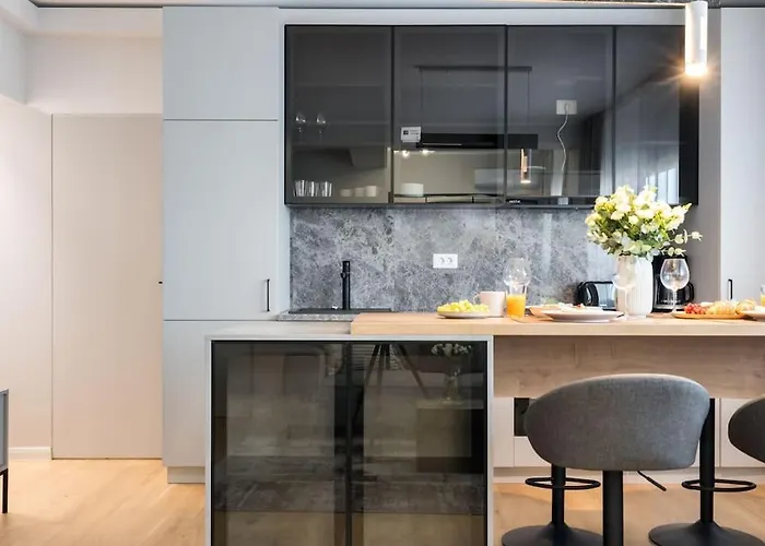 Spectacular Terrace Bright 2br Penthouse Апартаменти