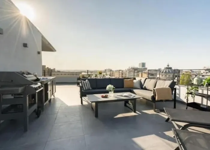 Spectacular Terrace Bright 2br Penthouse Bukarest