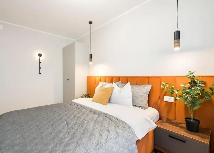 Апартаменты Spectacular Terrace Bright 2br Penthouse *