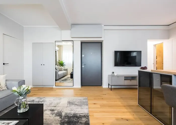 Spectacular Terrace Bright 2br Penthouse Бухарест