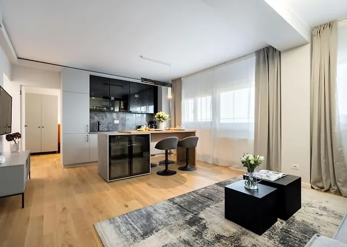 Spectacular Terrace Bright 2br Penthouse * Bucareste