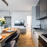 Apartament Spectacular Terrace Bright 2br Penthouse