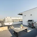 Spectacular Terrace Bright 2br Penthouse