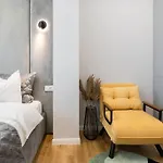 Spectacular Terrace Bright 2br Penthouse
