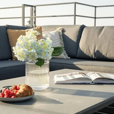 Apartman Spectacular Terrace Bright 2br Penthouse Bukarest