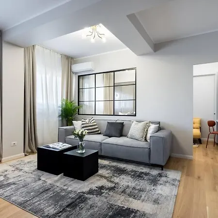 Spectacular Terrace Bright 2br Penthouse Bukarest