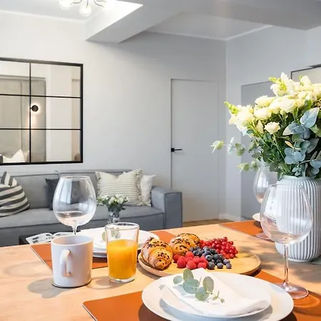 Spectacular Terrace Bright 2br Penthouse Βουκουρέστι