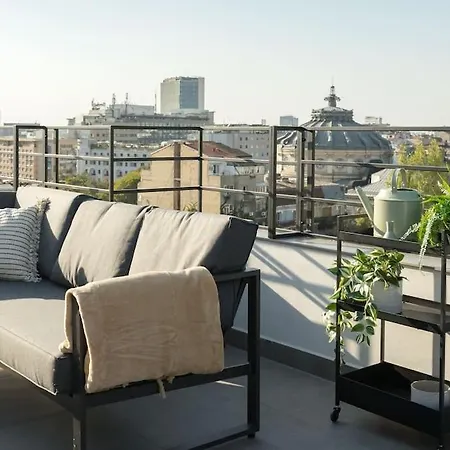 Spectacular Terrace Bright 2br Penthouse * Bukurešť